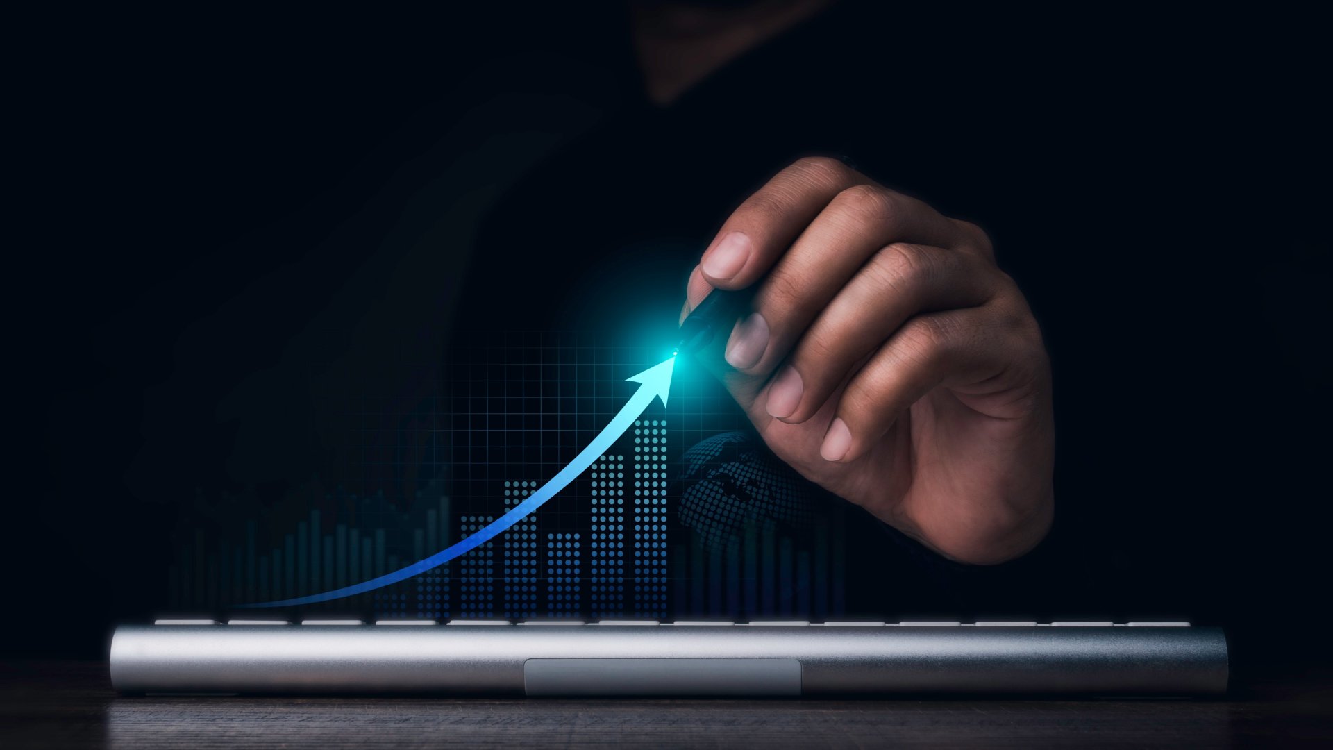 Mindenkiben felmerül a kérdés, vajon melyik a leghatékonyabb marketing eszköz, mire érdemes költeni, mire nem. Nyilvánvalóan ez SEO vagy közösségi média – Melyikkel éri meg foglalkozni?