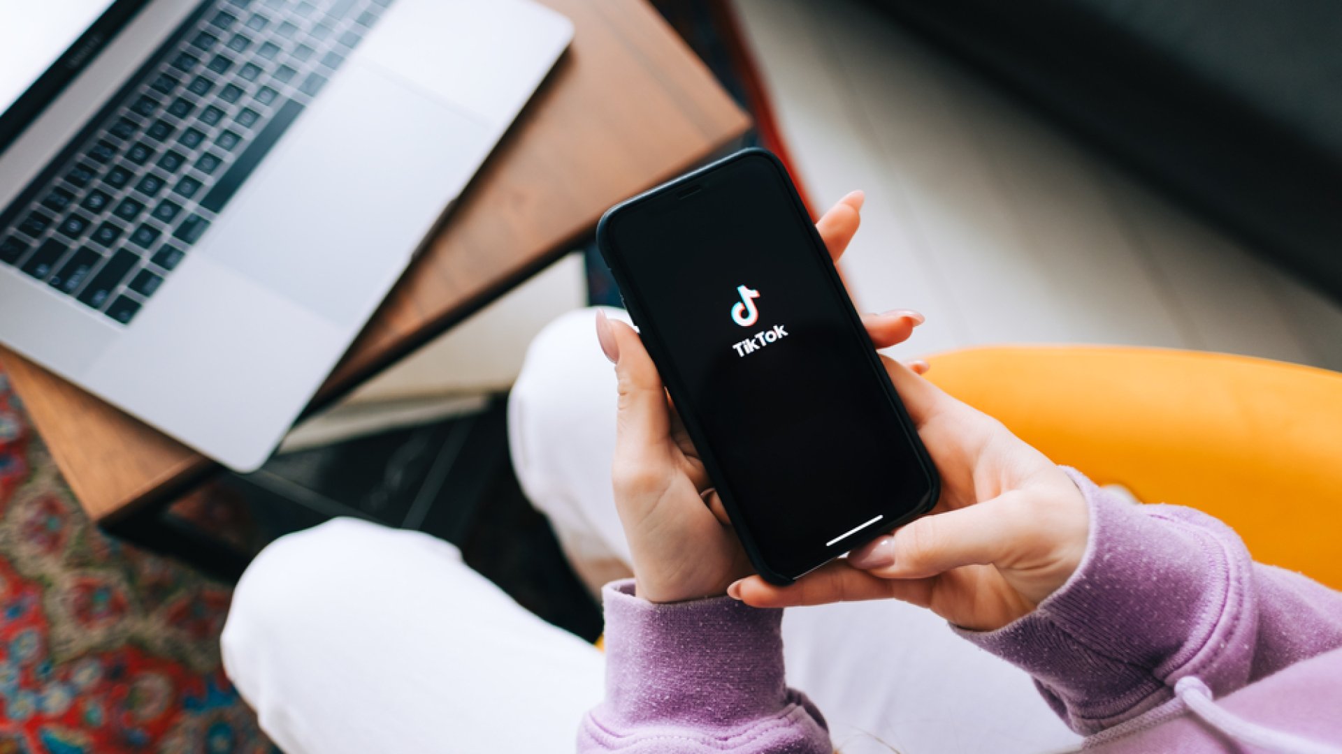 Plasztikai sebészeti TikTok marketing trendek TikTok marketing trendek plasztikai sebészeteknek