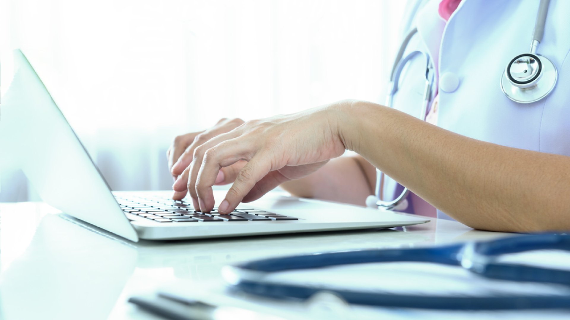 6 SEO tipp, amivel javíthatsz egészségügyi webhelyed rangsorolásán Egészségügyi SEO tippek webhelyed előkelő rangsorolásáért