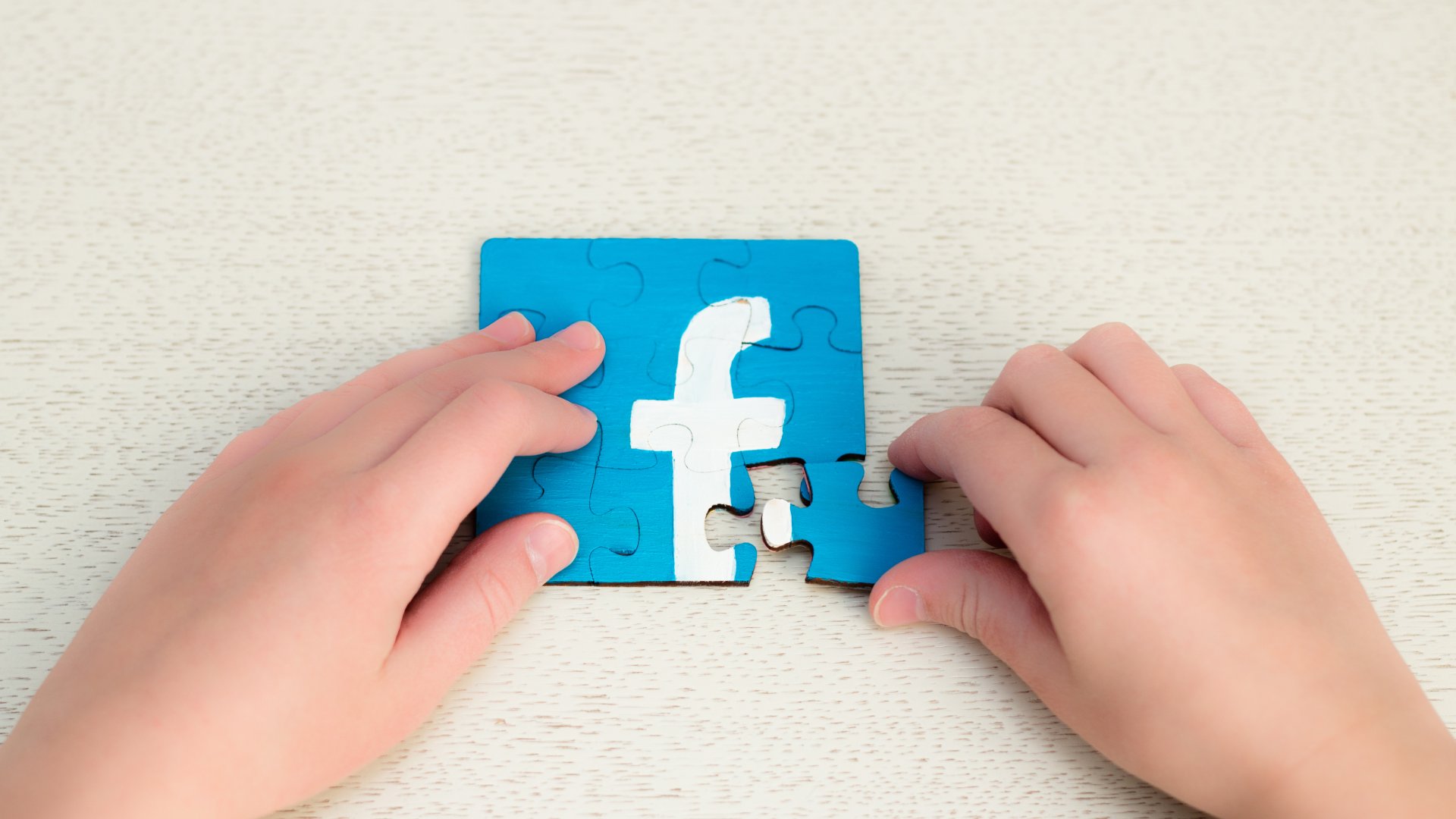 Mi vezet a sikerhez a közösségi média felületeken 2019-ben? 2 millió Facebook rajongó, több tízezer Insta követő kezelését végez Ezek lesznek 2019 legfontosabb közösségi média marketing trendjei!