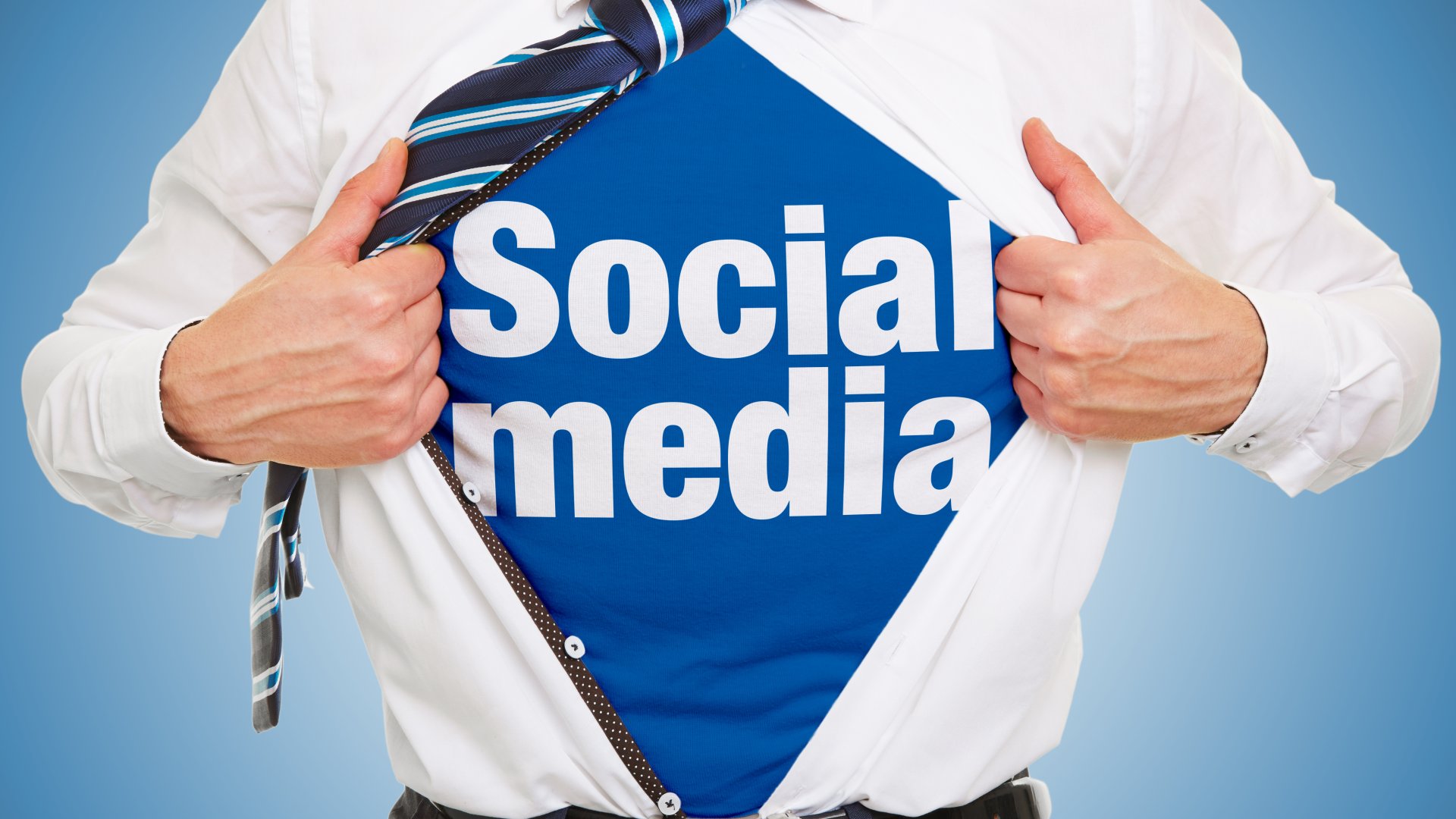 Meghalt a Facebook? Az Instagram az új sztár? Érdemes-e jelen lenni a LinkedInen? Van értelme Magyarországon a Twitternek? Mi az Milyen közösségi platformokon éri meg „marketingezni” 2019-ben?