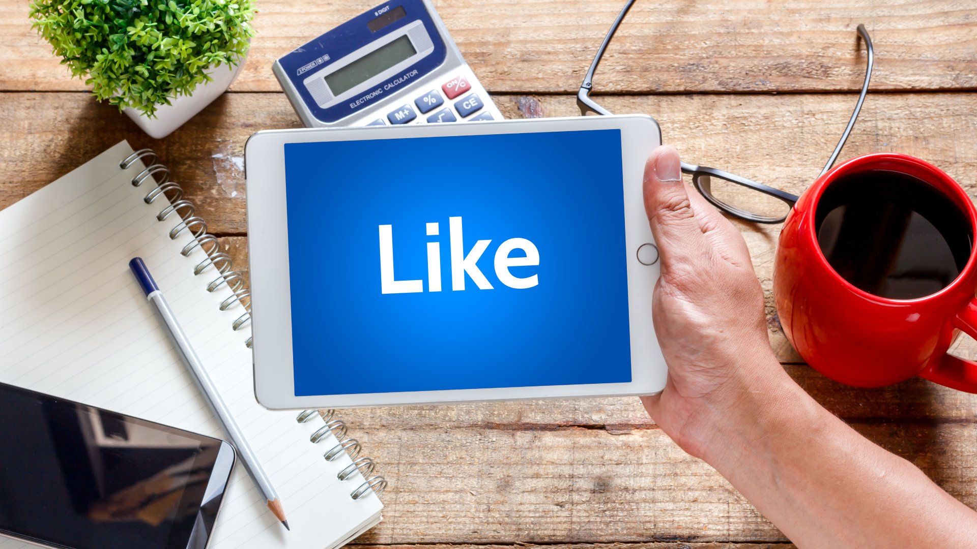 Valószínűleg tisztában vagy vele, hogy utazási irodád, éttermed vagy hoteled Facebook oldalán élő videóközvetítéseket is indíth Facebook Live utazási irodáknak, hoteleknek, éttermeknek – Mit, miért, hogyan