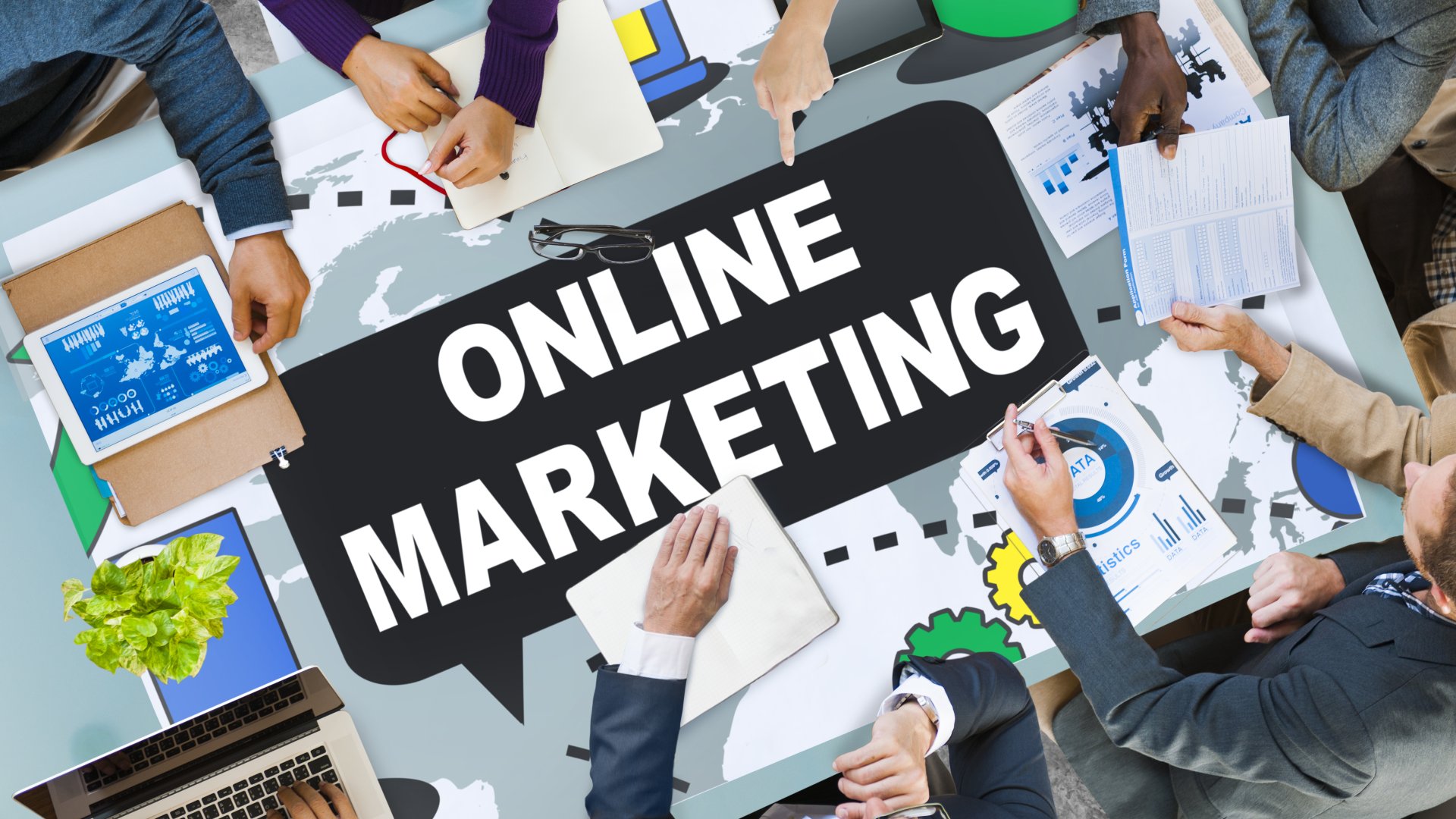 Akár új üzletbe kezdesz, akár a régi online marketing kommunikációját akarod fejleszteni, alapvetően el tudod rontani a rossz do Milyen a jó domain, mit érdemes választani?