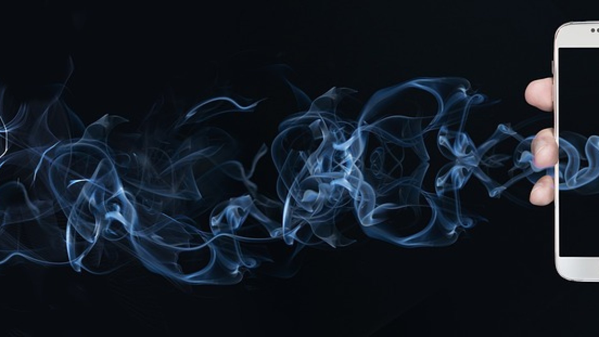 A Facebook haldoklik? Az adatvédelmi botrányok, az oldalak folyamatosan csökkenő elérése, mind a magán felhasználókat mind a cég A Facebook haldoklik? Az adatvédelmi botrányok, az oldalak folyamatosan csökkenő elérése, mind a magán felhasználókat mind a cégeket elűzik a Facebookról. Ráébred-e Mark Zuckerberg, hogy rossz úton jár, és megtalálja-e azt az utat, amin a Google jár: Élni