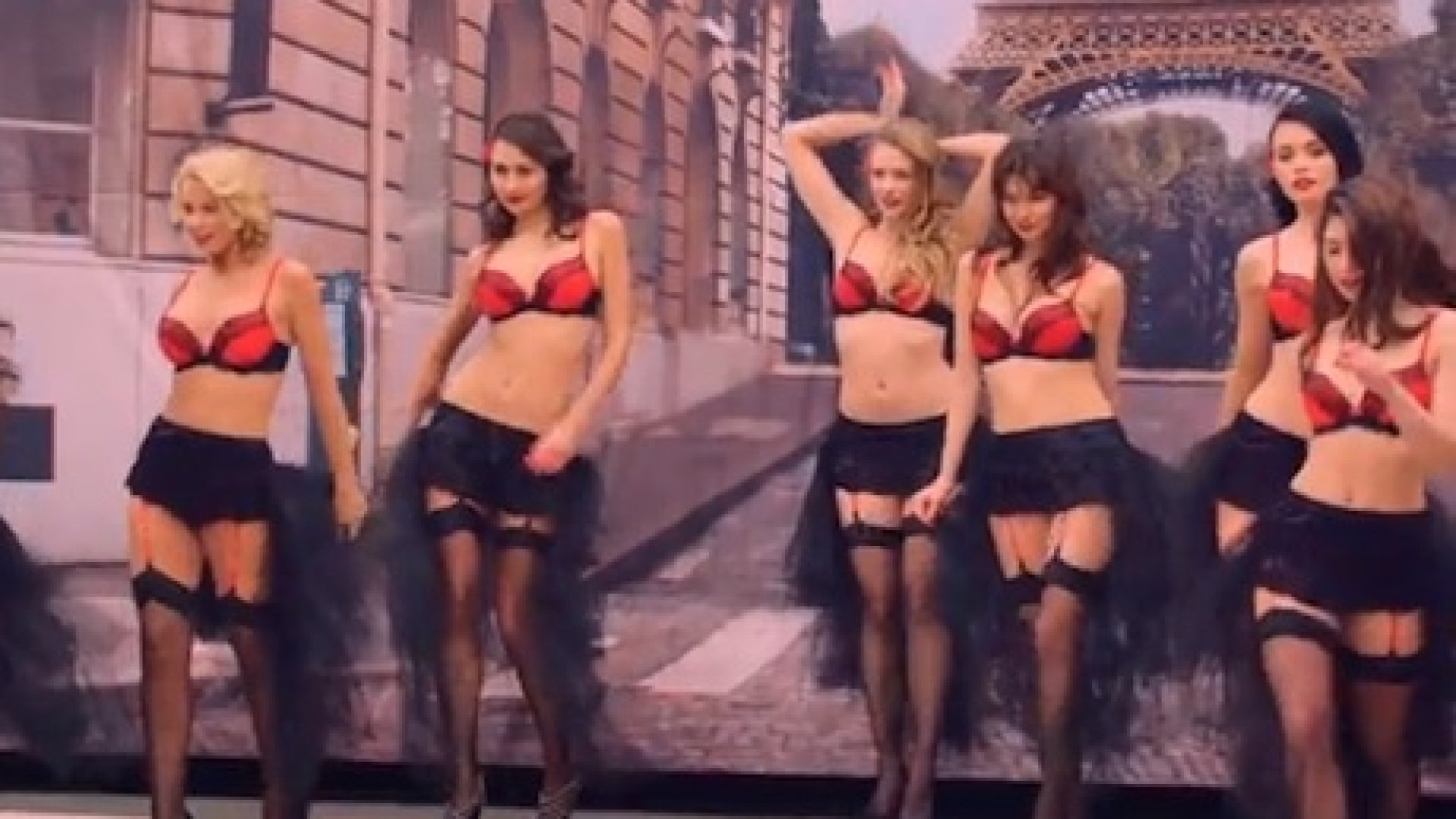 Kandi kamerás verzió, melyen garantáltan nagyot nevetsz majd. És ami szuper, hogy női és férfi verzióban is leforgatták! Mindenk Az év reklámja női és férfi verzióban a Renault-tól!