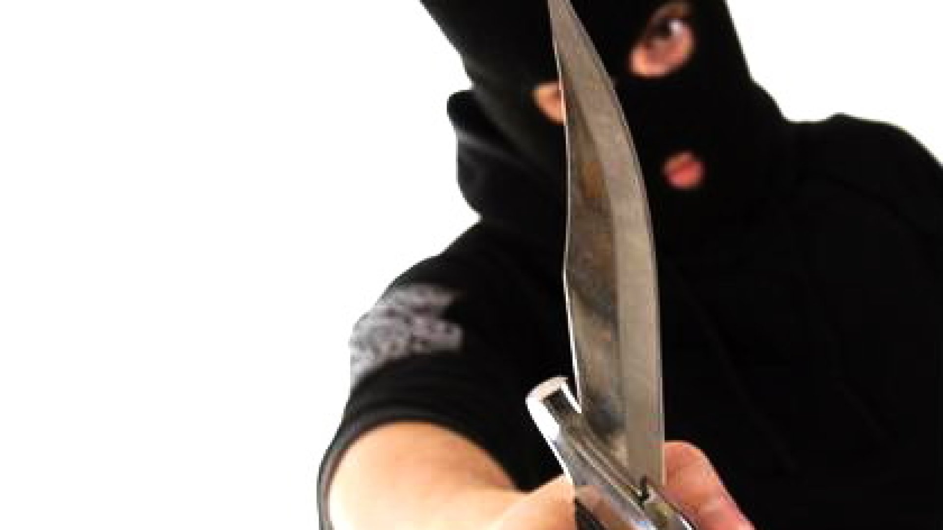 Félted gyermeked a nagyvilágtól, félted magánéletedet is, behúzod a függönyt, de nem is gondolnád, az online térben a Facebookon mennyi mindent ki lehet figyelni rólad, és felelőtlen gyermekeinkről! Amióta a Facebook Graph Search itt van, ismét konganak a