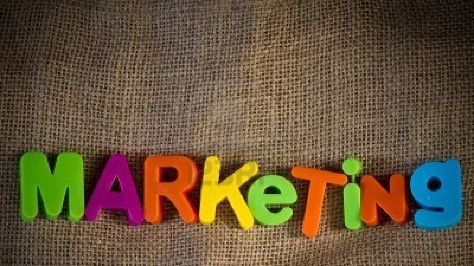 Közösségi média marketing